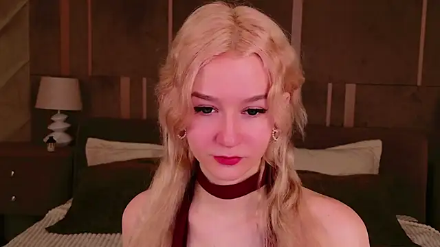 NaomiLoys online show from 03-21-25, 09:01