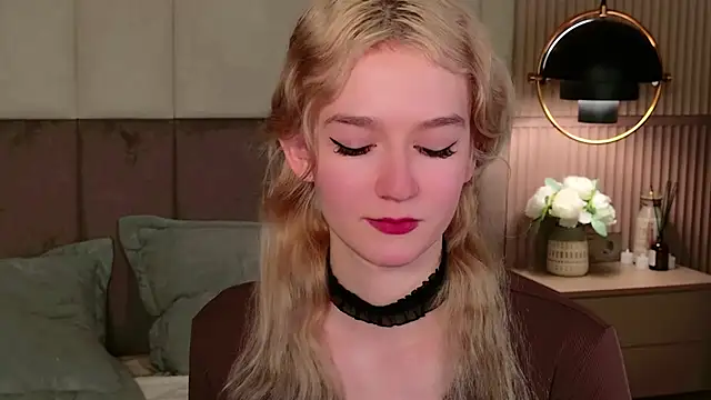 NaomiLoys online show from 02-26-25, 02:08