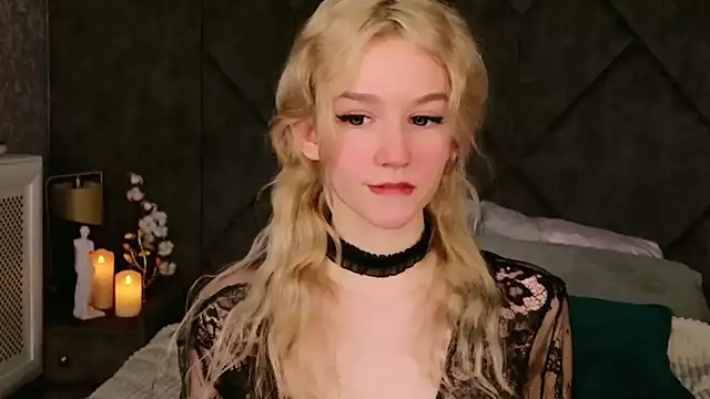 NaomiLoys online show from 02-23-25, 12:51