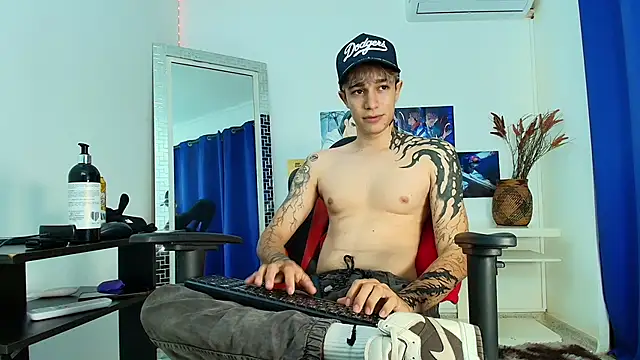 Zacktk7 online show from 03-21-25, 11:34