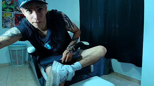 Zacktk7 online show from 03-22-25, 04:58