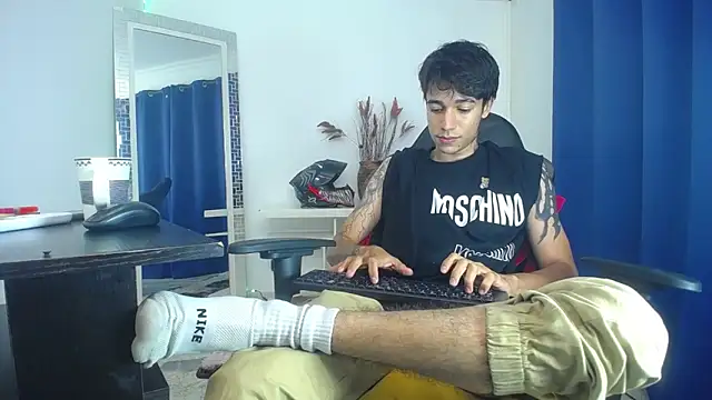 Zacktk7 online show from 01-31-25, 11:45