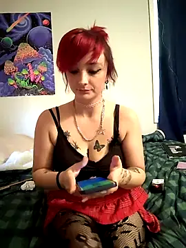 Snapshot of IzanamiNova chatting on 02-15-26, 09:25 IzanamiNova online show from 02-15-26, 09:25