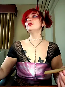 Snapshot of IzanamiNova chatting on 02-18-26, 09:39 IzanamiNova online show from 02-18-26, 09:39