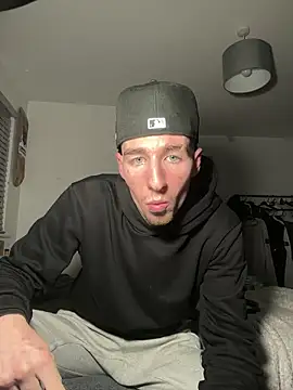 MikesWood21 online show from 12-14-24, 03:06