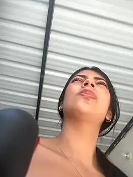 Baby Niels online show from 10-28-25, 03:00