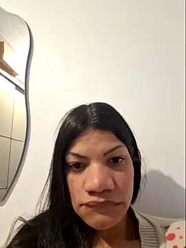 Snapshot of charllottebrasilian chatting on 06-17-26, 12:48 charllottebrasilian online show from 06-17-26, 12:48