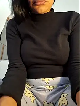 Snapshot of charllottebrasilian chatting on 07-08-26, 06:41 charllottebrasilian online show from 07-08-26, 06:41