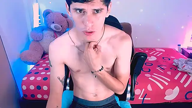 Snapshot of TESEO_HOT chatting on 09-22-25, 02:45 TESEO HOT online show from 09-22-25, 02:45