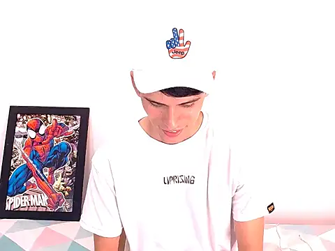 TESEO HOT online show from 11-14-25, 03:48