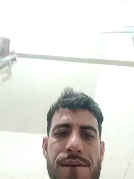 Snapshot of jhonyhot9292 chatting on 02-16-26, 03:05 jhonyhot9292 online show from 02-16-26, 03:05