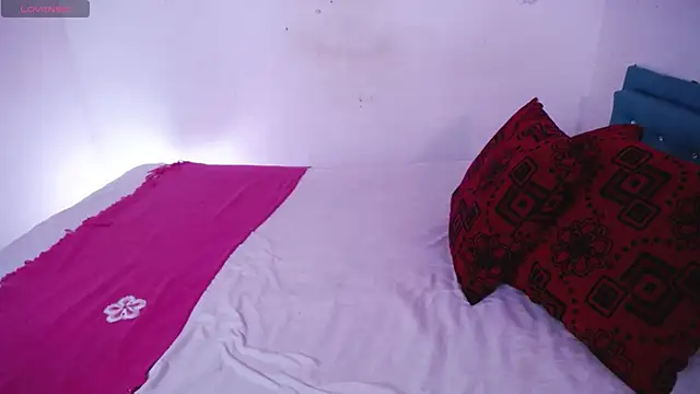 zarquita99 online show from 11-05-25, 09:23