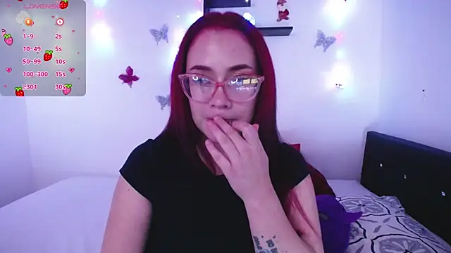 zarquita99 online show from 12-23-25, 06:45