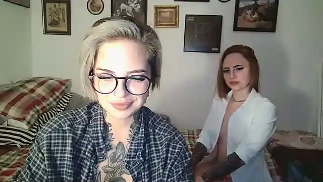 Alexandersonxo online show from 12-14-24, 07:57