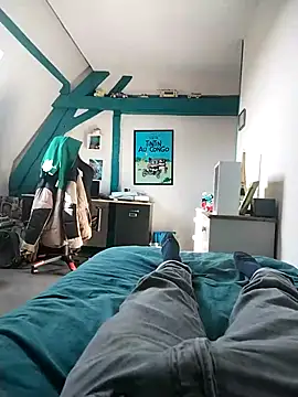 Snapshot of JulesG18 chatting on 02-27-26, 10:59 JulesG18 online show from 02-27-26, 10:59