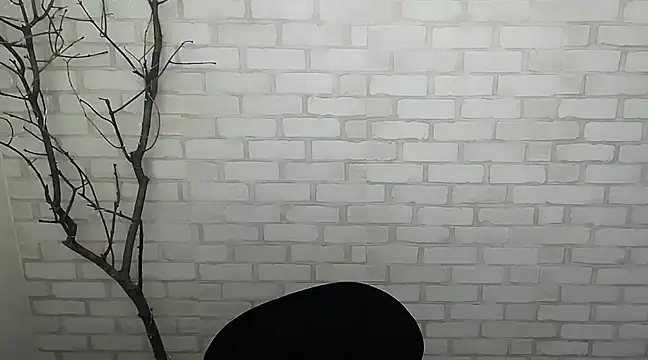 Queen ofLove online show from 12-04-24, 01:41