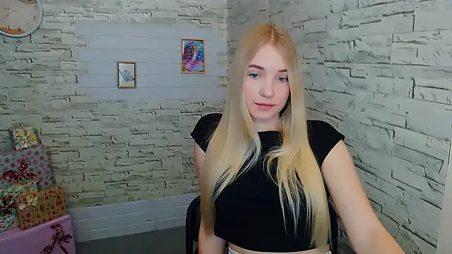 Queen ofLove online show from 01-12-25, 12:23