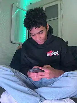 Ryan-hot online show from 10-27-25, 08:54