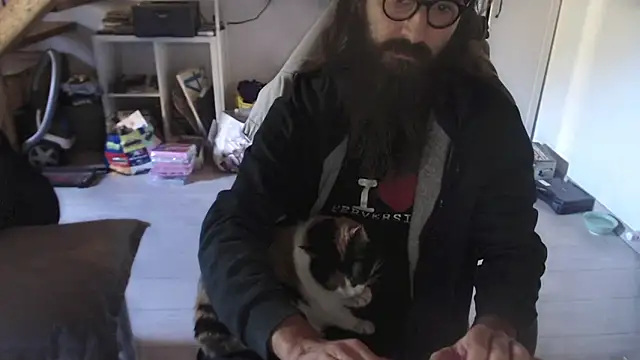 contemptumundi888 online show from 10-18-25, 09:55