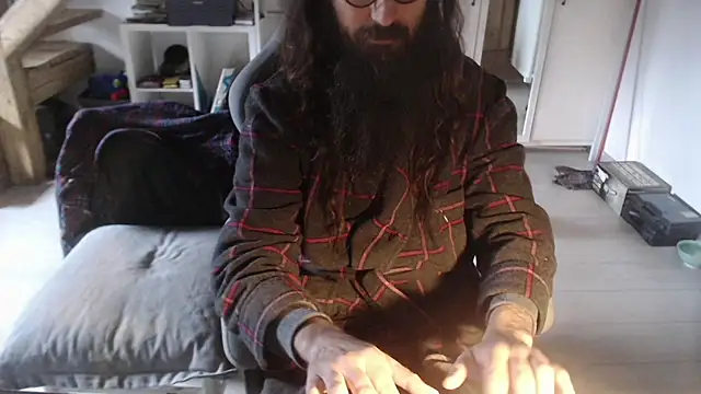 contemptumundi888 online show from 11-24-25, 11:10