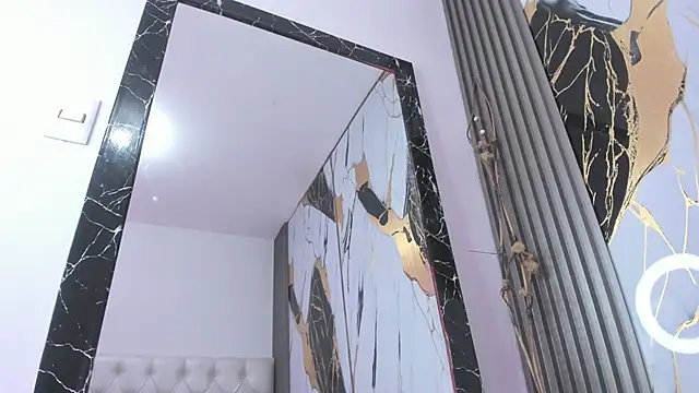 sophiee evanss  online show from 01-04-25, 12:27