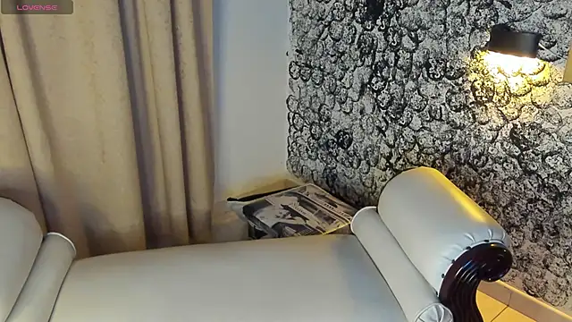 Snapshot of cami_latinsex chatting on 12-21-24, 05:47 cami latinsex online show from 12-21-24, 05:47