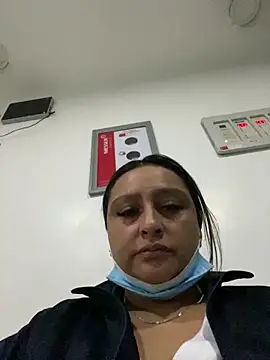 Keittly  online show from 12-15-25, 03:23