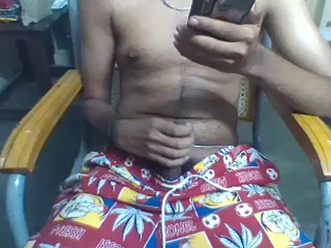 Snapshot of Suriyaa chatting on 12-05-24, 04:06 Suriyaa online show from 12-05-24, 04:06