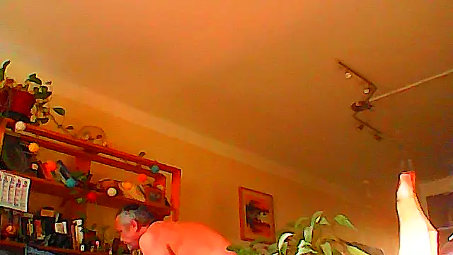 Snapshot of GayPourToi chatting on 04-29-26, 06:39 GayPourToi online show from 04-29-26, 06:39