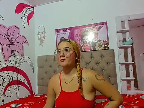 Lunaynick online show from 11-16-25, 12:10