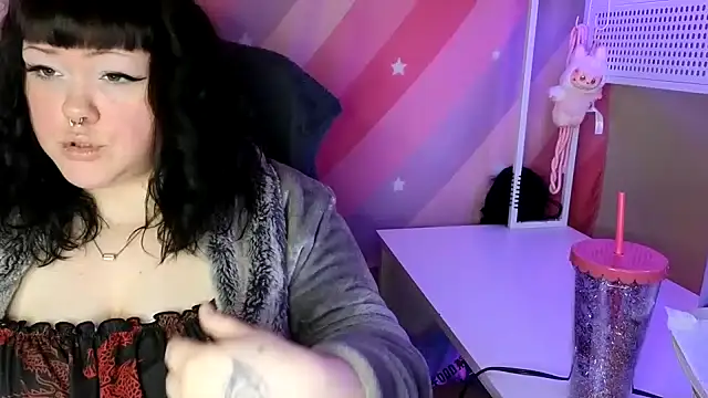 Flamefairy710 online show from 12-02-25, 08:32