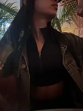 Snapshot of Lolitacooper chatting on 10-07-25, 08:54 Lolitacooper online show from 10-07-25, 08:54