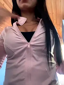 Snapshot of Lolitacooper chatting on 10-16-25, 10:18 Lolitacooper online show from 10-16-25, 10:18