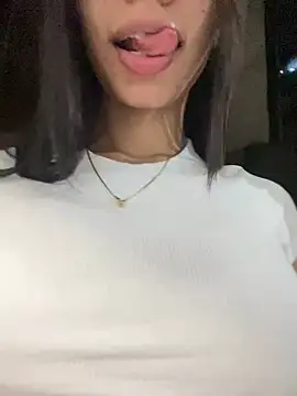 Snapshot of Lolitacooper chatting on 02-26-25, 12:30 Lolitacooper online show from 02-26-25, 12:30