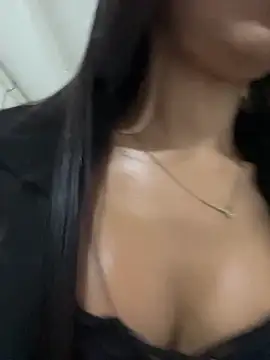 Snapshot of Lolitacooper chatting on 03-22-25, 04:14 Lolitacooper online show from 03-22-25, 04:14