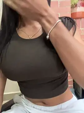 Snapshot of Lolitacooper chatting on 03-02-25, 09:41 Lolitacooper online show from 03-02-25, 09:41