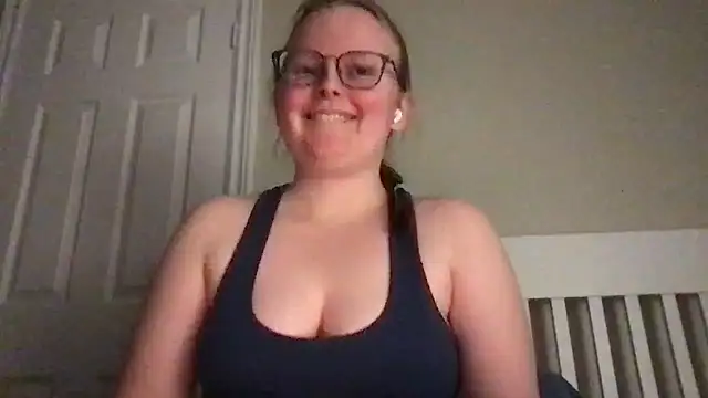 Snapshot of lexie_lilacs chatting on 01-22-25, 02:48 lexie lilacs online show from 01-22-25, 02:48