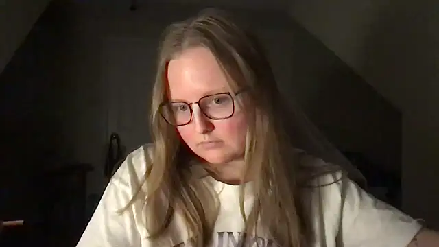 Snapshot of lexie_lilacs chatting on 01-16-25, 01:48 lexie lilacs online show from 01-16-25, 01:48