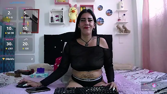 la gatabk  online show from 11-18-25, 07:39