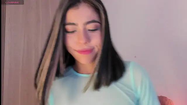 Snapshot of AndreaVelasco chatting on 02-25-26, 09:14 AndreaVelasco online show from 02-25-26, 09:14