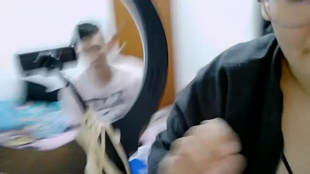 luxandracon23 online show from 01-07-26, 07:35