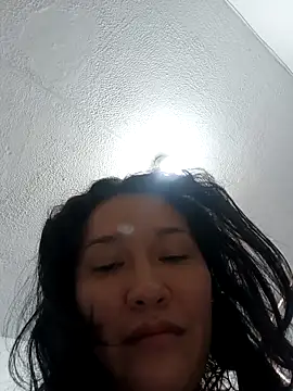 luxandracon23 online show from 10-24-25, 03:22