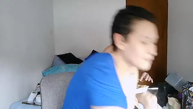 luxandracon23 online show from 02-08-26, 05:21