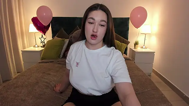 Aria Blisss online show from 03-13-25, 06:05