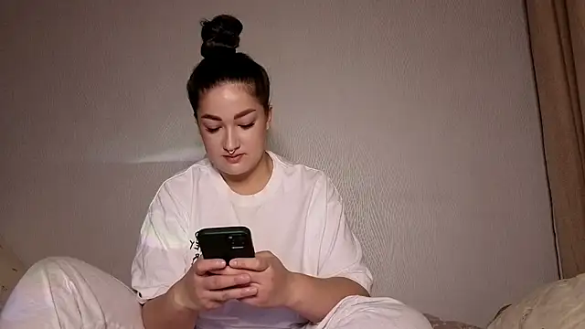 Aria Blisss online show from 12-23-25, 01:27