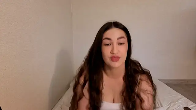 Aria Blisss online show from 06-03-26, 01:17