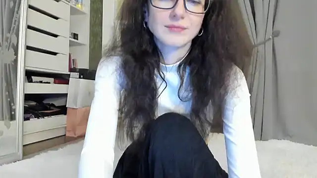 Baby Jewel online show from 11-06-25, 11:14