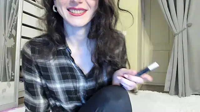 Baby Jewel online show from 11-18-25, 12:19