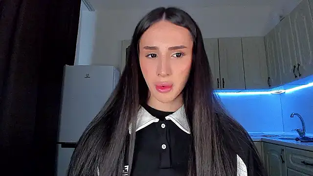 Kim Oberlin  online show from 02-25-26, 11:10