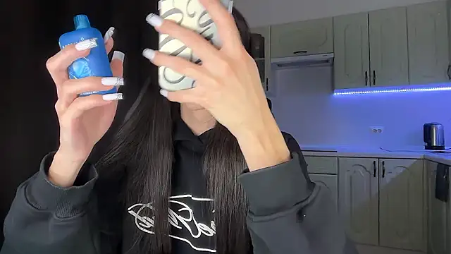 Kim Oberlin  online show from 02-17-26, 09:45